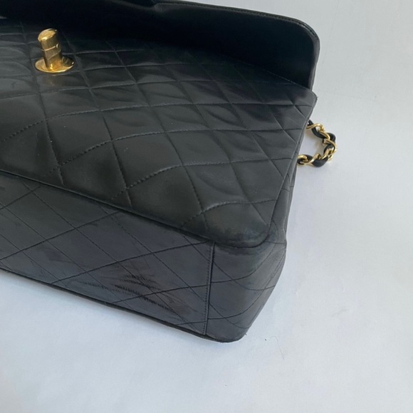100% Authentic Chanel Vintage Maxi XL Flap Bag - Picture 6 of 11